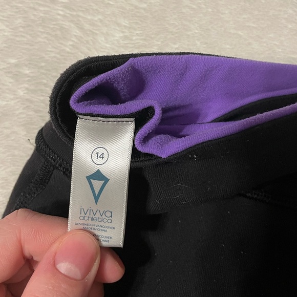 3/$60 Black Ivivva leggings - Picture 2 of 2